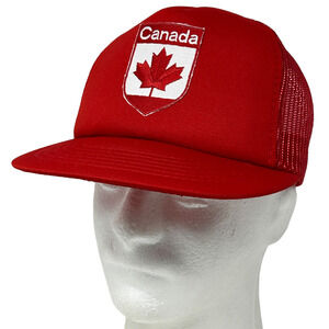 Vintage Canadian Flag Trucker Hat Cap Red 80s Canada Maple Leaf Mesh Snapback